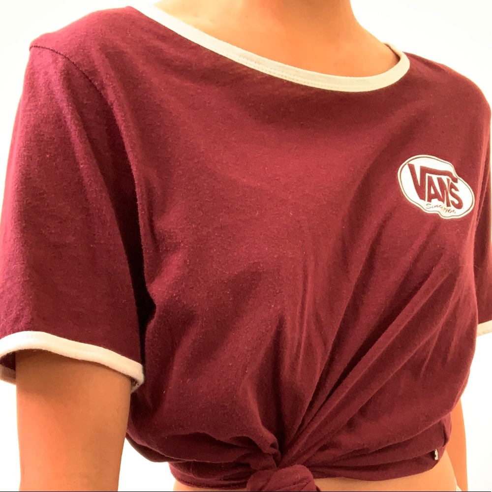 vans maroon top 🦊